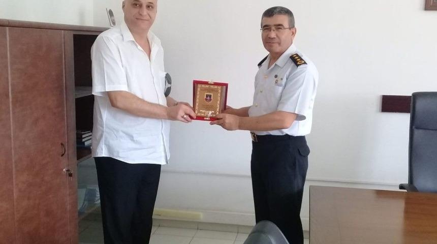 27 Yıllık G&ouml;revinden &rsquo;hizmet Anısı Şildi&rsquo; İle Emekliye Ayrıldı