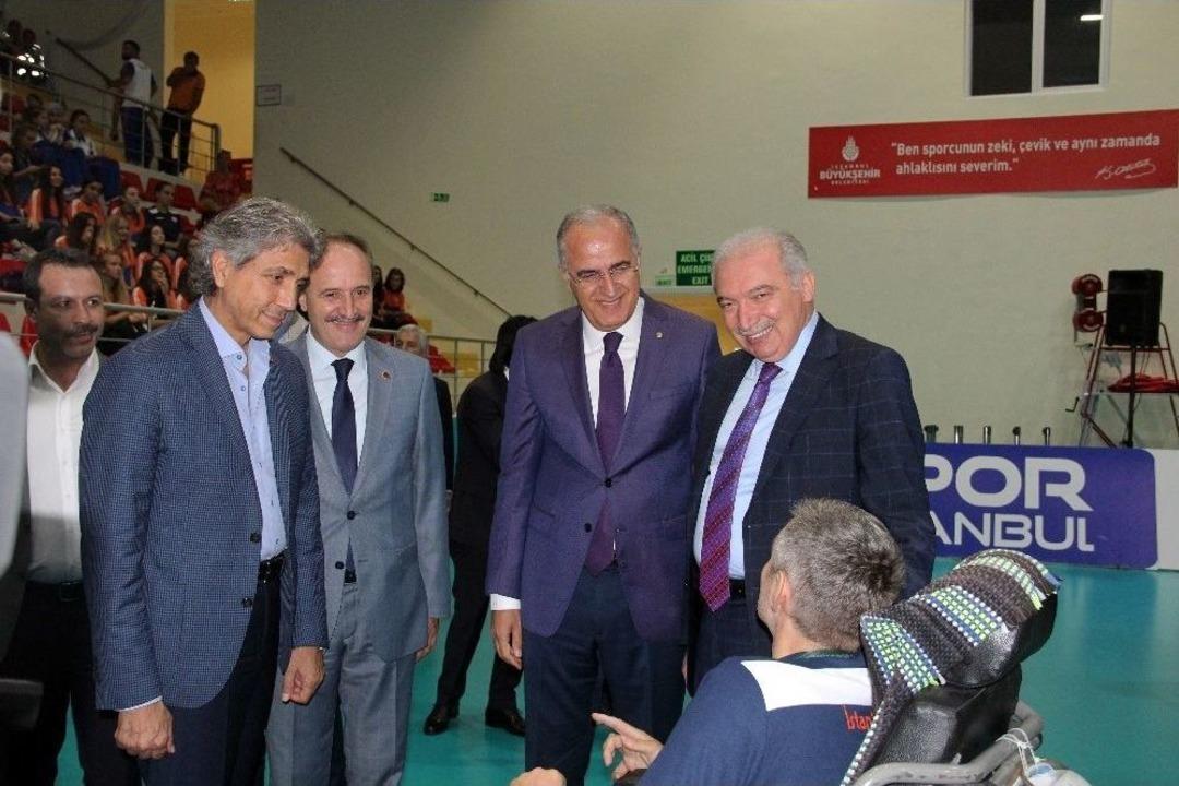 İstanbul B&uuml;y&uuml;kşehir Belediyespor, Voleybolda Sezonu A&ccedil;tı