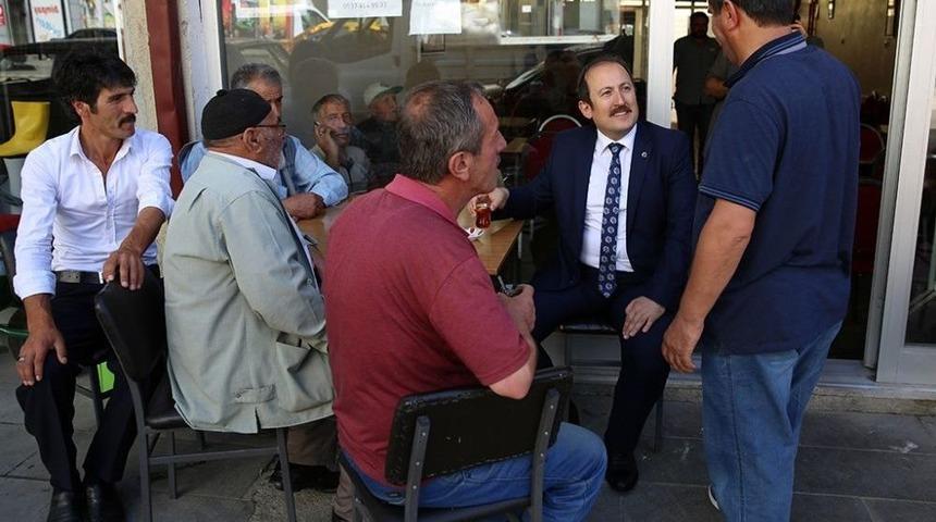 Vali Pehlivan Esnafla Bir Araya Geldi