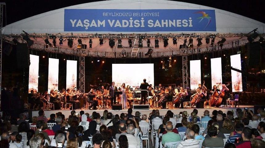 Beylikd&uuml;z&uuml;&rsquo;nde Klasik M&uuml;zik G&uuml;nlerine Muhteşem Gala