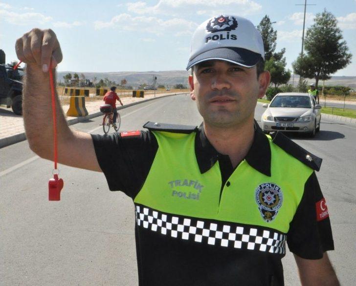 Hatalı Sürücüye Kırmızı Düdük G4