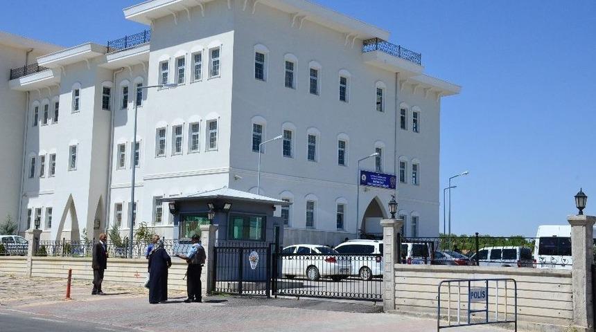 Polis Merkezinde Cinayet