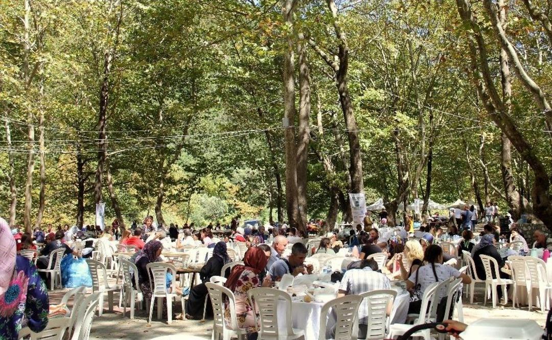 Bursa &Ccedil;imento&rsquo;da Geleneksel Aile Şenliği Coşkusu