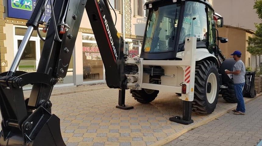 Altınyayla Belediyesi’nden Makine Parkına Takviye