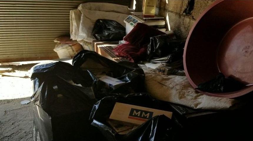 Eş Zamanlı Operasyonlarda Binlerce Paket Kaçak Sigara Ve Çay Yakalandı