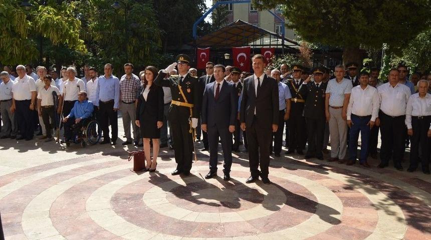 Besni&rsquo;de 30 Ağustos Zafer Bayramı Kutlandı