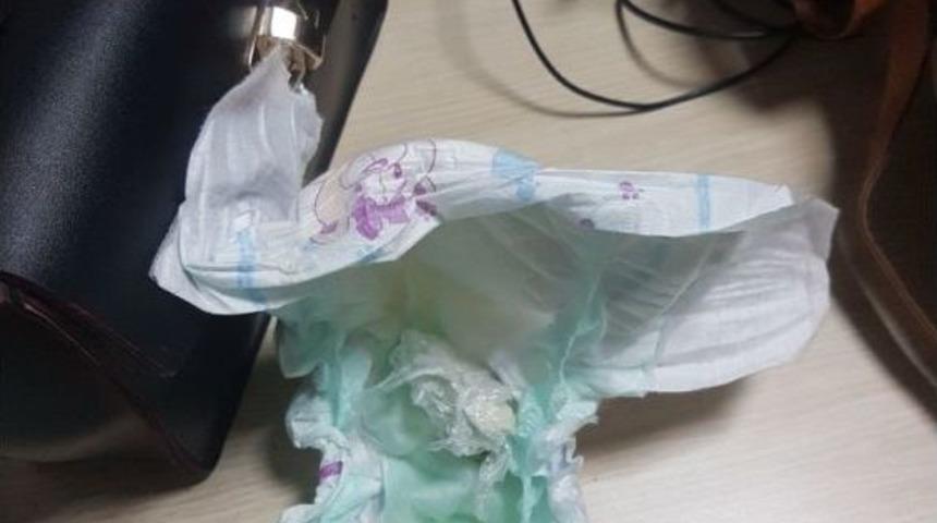 Bebeğin &Uuml;zerindeki Bezde Eroin Sakladılar