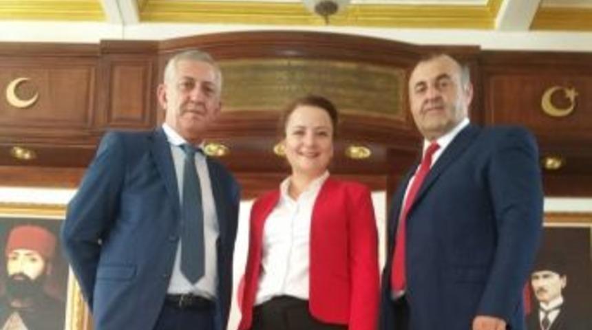 Seyahate &Ccedil;ıkanlara Aşı Yapılıyor