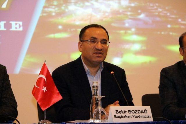 Başbakan Yardımcısı Bozdağ, 