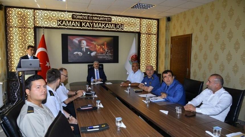 Vali Akın, Kaman İl&ccedil;esinde Muhtarlarla Bir Araya Geldi