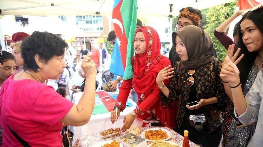 Karşıyaka’da Kültürler Buluştu!