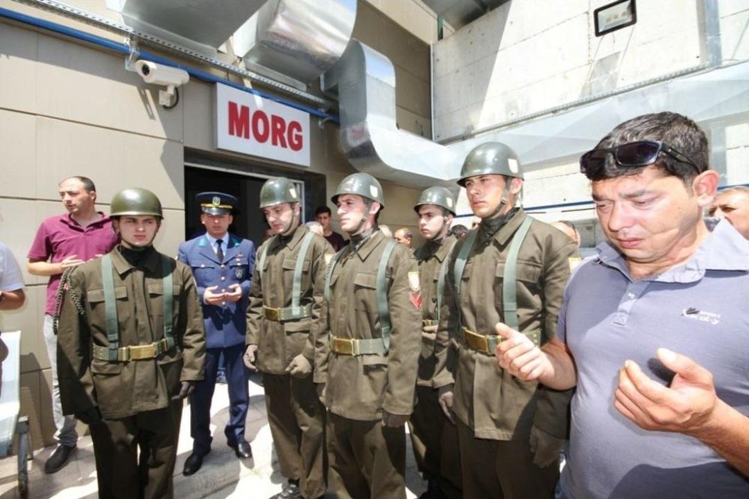 &Ccedil;arptığı K&ouml;peğe Yardım Etmek İsteyen Gen&ccedil; Asteğmene H&uuml;z&uuml;nl&uuml; Veda