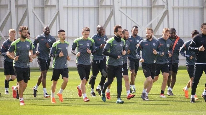Konyaspor, Galatasaray Ma&ccedil;ı Hazırlıklarını Tamamladı