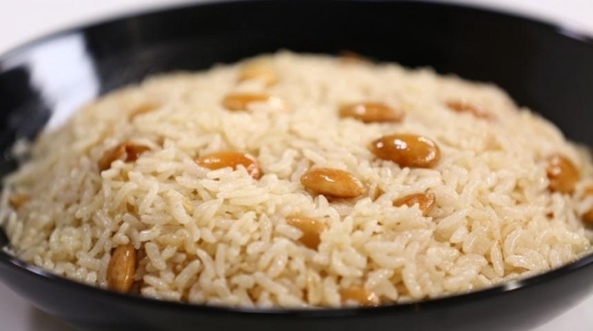 Bademli Pilav Tarifi