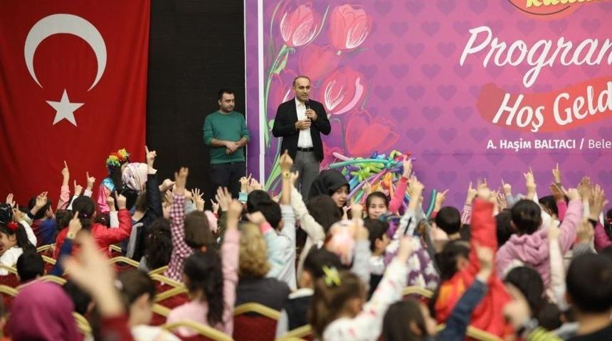 Arnavutk&ouml;y&rsquo;de Yaşayan Kadınlar Afrin&rsquo;de G&ouml;rev Alan Mehmet&ccedil;ik İ&ccedil;in Dua Programında Buluştu