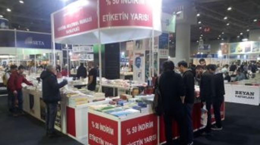 Atat&uuml;rk Araştırma Merkezi Yayınları, Kitap Fuarı&rsquo;nda