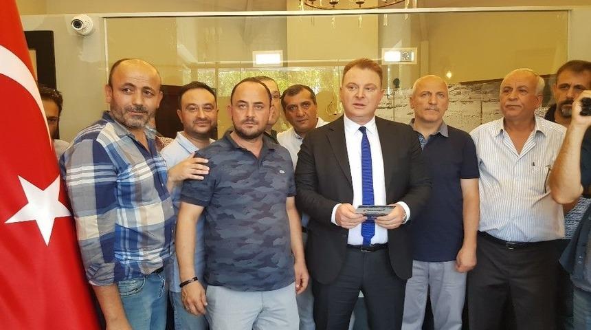 Masko Mobilyacılar &Ccedil;arşısı Esnafından Dolar Bozdurma Eylemi