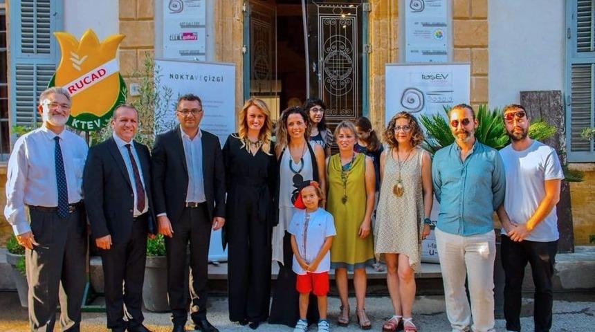 "nokta Ve &Ccedil;izgi" Temalı Sergi Kktc&rsquo;de A&ccedil;ıldı