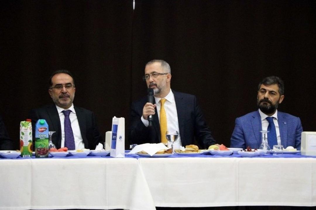 Sa&uuml; Y&ouml;netimi Basınla Bir Araya Geldi