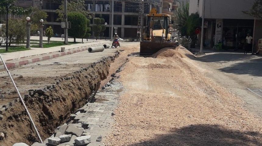 Ahmetli&rsquo;nin Prestij Caddelerinde Altyapı &Ccedil;alışmaları Tamamlandı