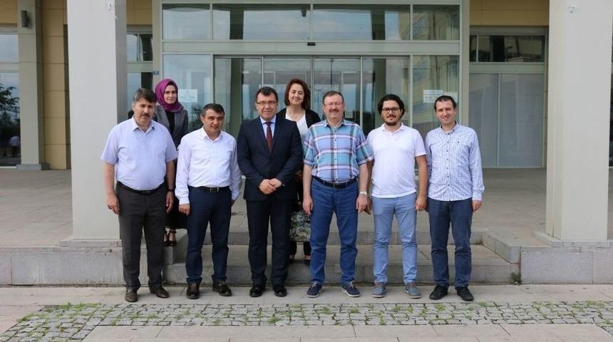 T&uuml;bitak Başkanı&rsquo;ndan Bilim Merkezi&rsquo;ne Ziyaret