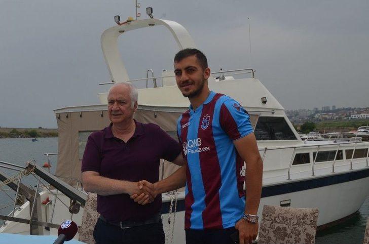 Trabzonspor, Majid Hossein’e Yat Limanında Sözleşme İmzalattı G2
