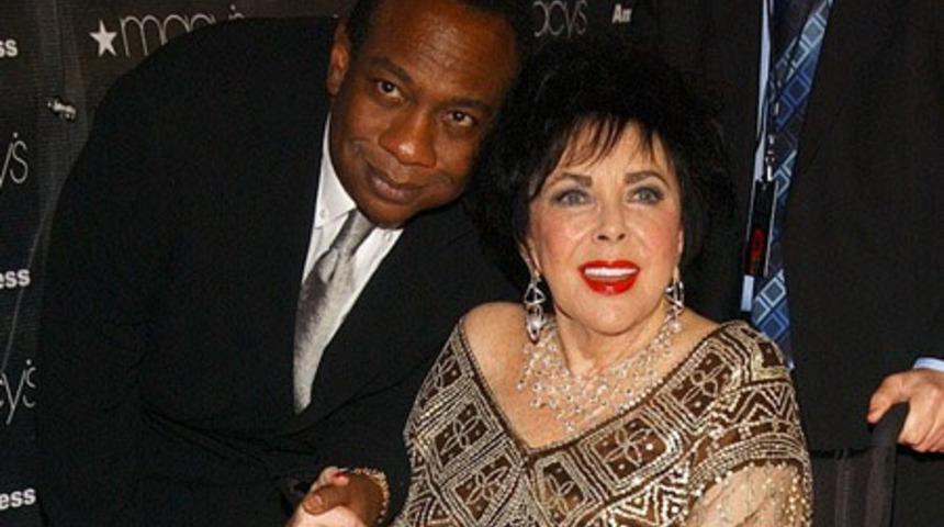 78 Yaşında 9. Kez Evleniyor!