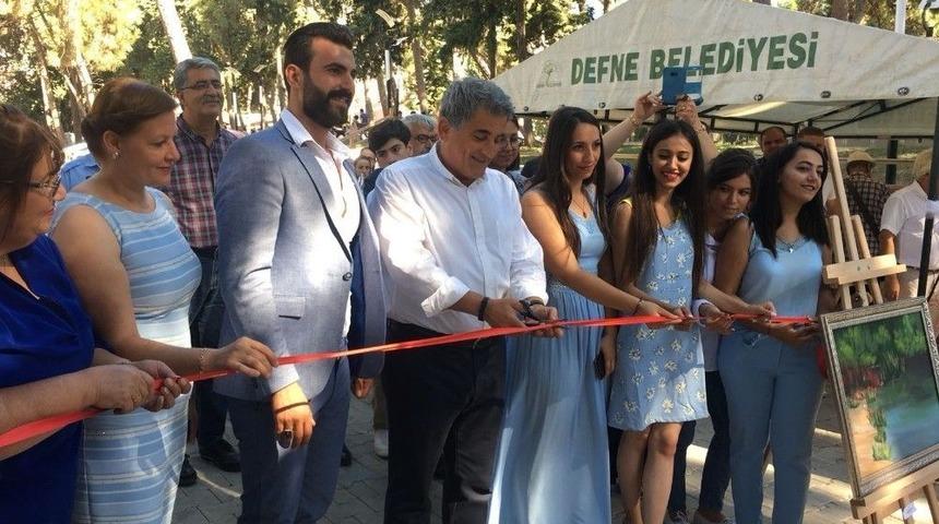 Gen&ccedil;lik K&uuml;lt&uuml;r Ve Sanat Evi&rsquo;nin Resim Sergisi Sanatseverlerle Buluştu