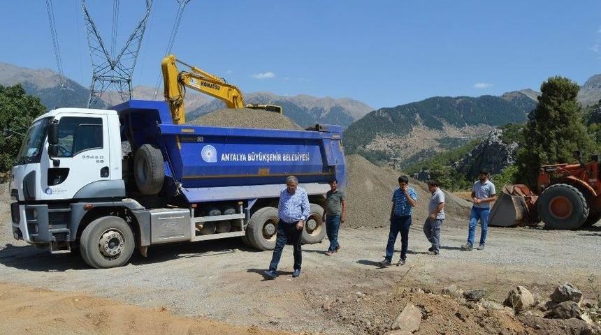 Gündoğmuş’un Üç Mahallesinde Asfalt Sevinci