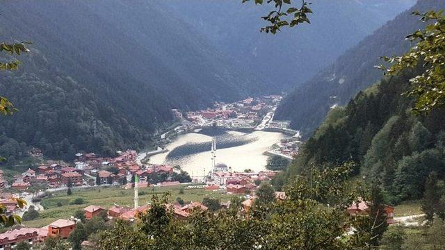 Hakkari Cisad Üyeleri 3932 Rakımlı Kaçkar Dağına Tırmandılar