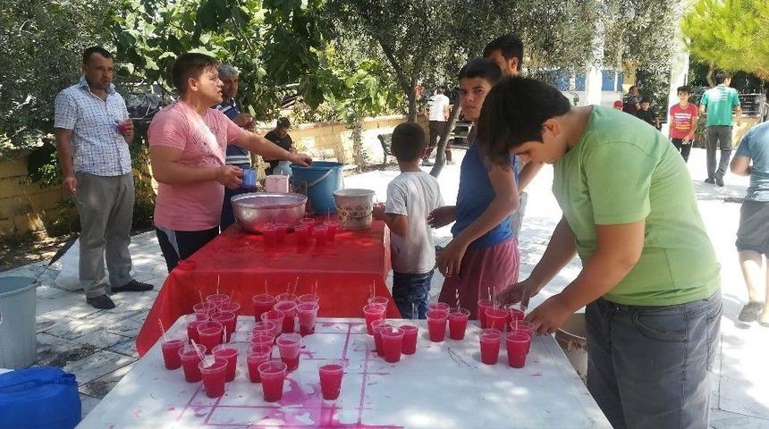 &Ccedil;ine&rsquo;de İlgin&ccedil; Hayır Geleneği