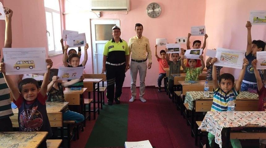 Kur-an Kursu Öğrencilerine Trafik Kuralları Öğretildi