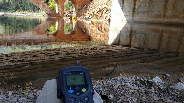 Kimyasal Maddenin Karıştığı &Ccedil;aydaki Su Normale D&ouml;nmeye Başladı 1