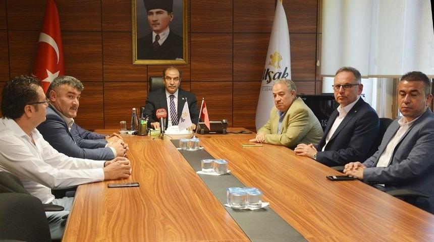 Uşak Demir; “türk Lirası, Türkiye’nin Bayrağı Gibidir”