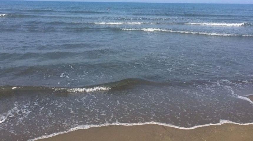 Denizde Fenalık Ge&ccedil;iren Yaşlı Adamın Hayati Tehlikesi S&uuml;r&uuml;yor