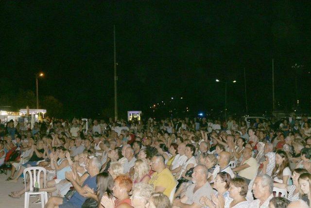 Büyükşehir Belediyesi’nden Didim’de Halk Konseri