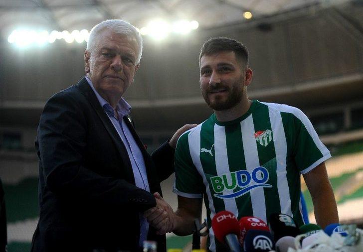 Bursaspor’un İmza Töreninde Skandal G5