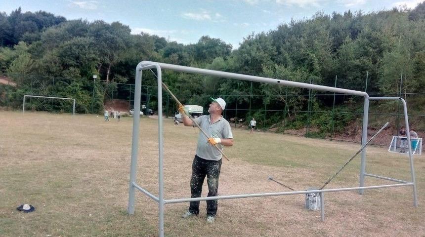 &Ccedil;ubuklu Spor Sahasına Bakım