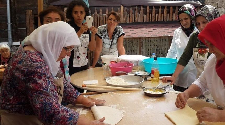 Altınk&ouml;y&rsquo;de G&ouml;n&uuml;ller Bir