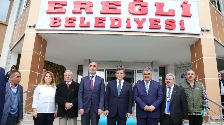 Davutoğlu İl&ccedil;e Ziyaretlerine Devam Etti