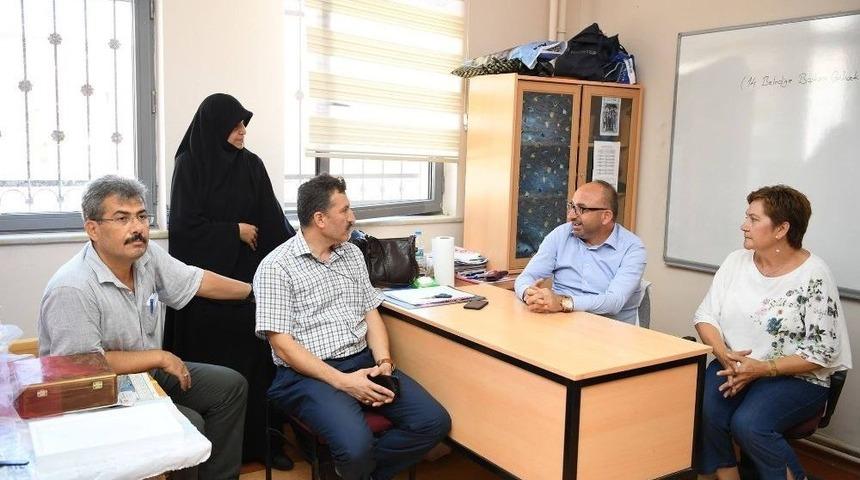 Başkan Üzülmez’den Meslek Edindirme Kurslarına Ziyaret