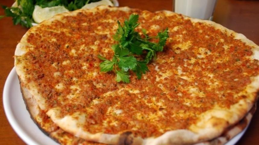 Tavada Lahmacun Tarifi