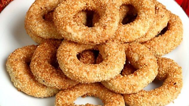 Susamlı Simit Kurabiye Tarifi