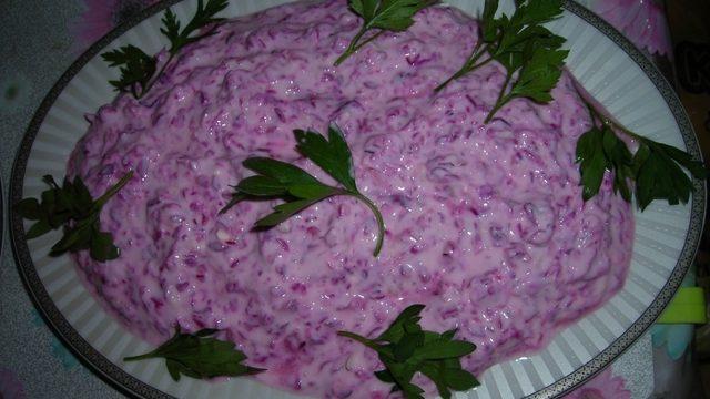 Mor Lahana Salatası Tarifi