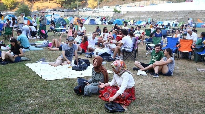 &Ccedil;alı&rsquo;da Doğayla İ&ccedil; İ&ccedil;e Film Keyfi