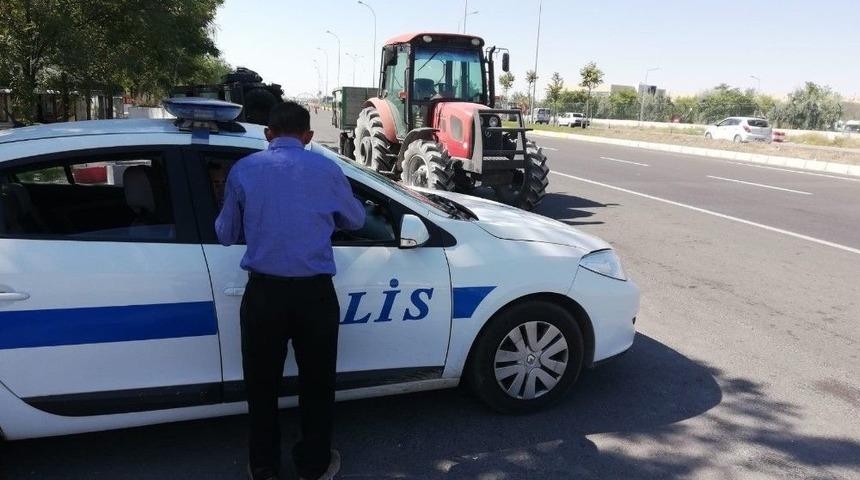 Aksaray&rsquo;da Tarımsal Ara&ccedil;ların Trafiğe &Ccedil;ıkışı Yasaklandı