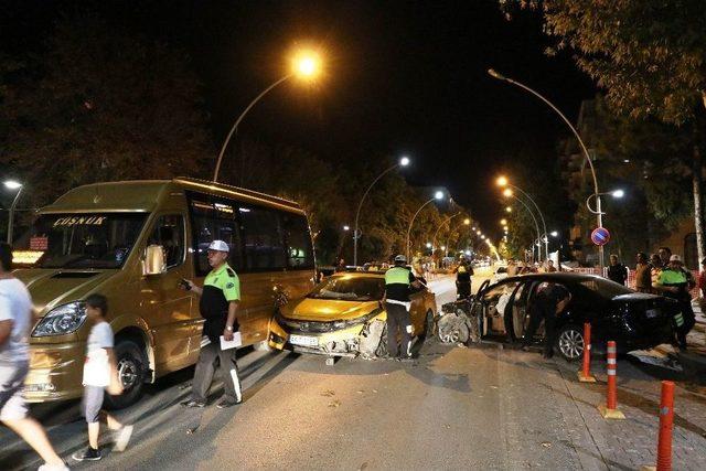 Malatya’da Trafik Kazası: 2 Yaralı