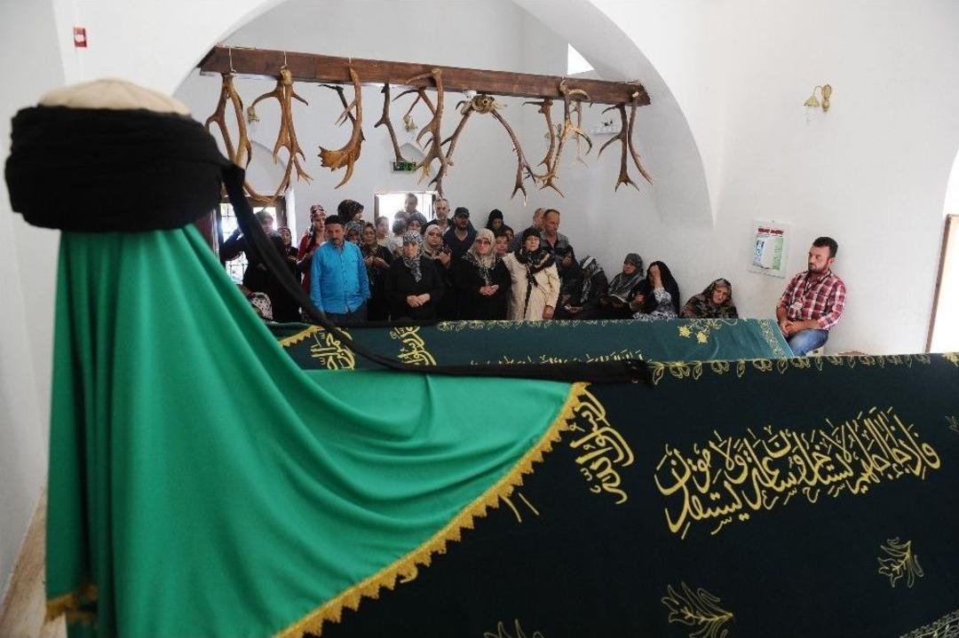 Baba Sultan Hazretleri Kabri Başında Anıldı