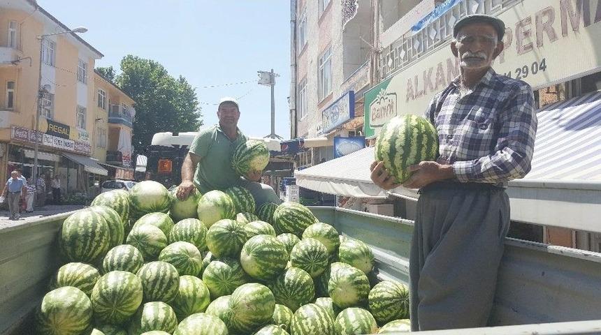 Çemişgezek Karpuzu Tezgahlarda Yer Buluyor