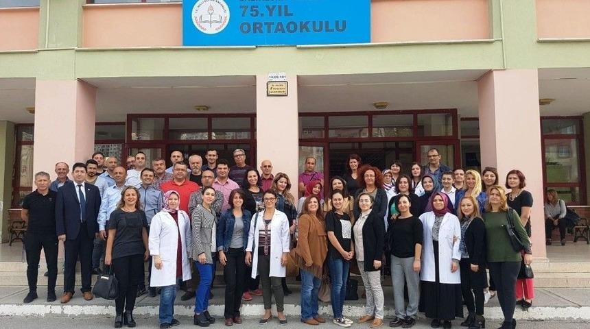 Edremit’te 75. Yıl Ortaokulu’dan 2 Öğrenci Bursluluk Sınavında Türkiye Birincisi Oldu